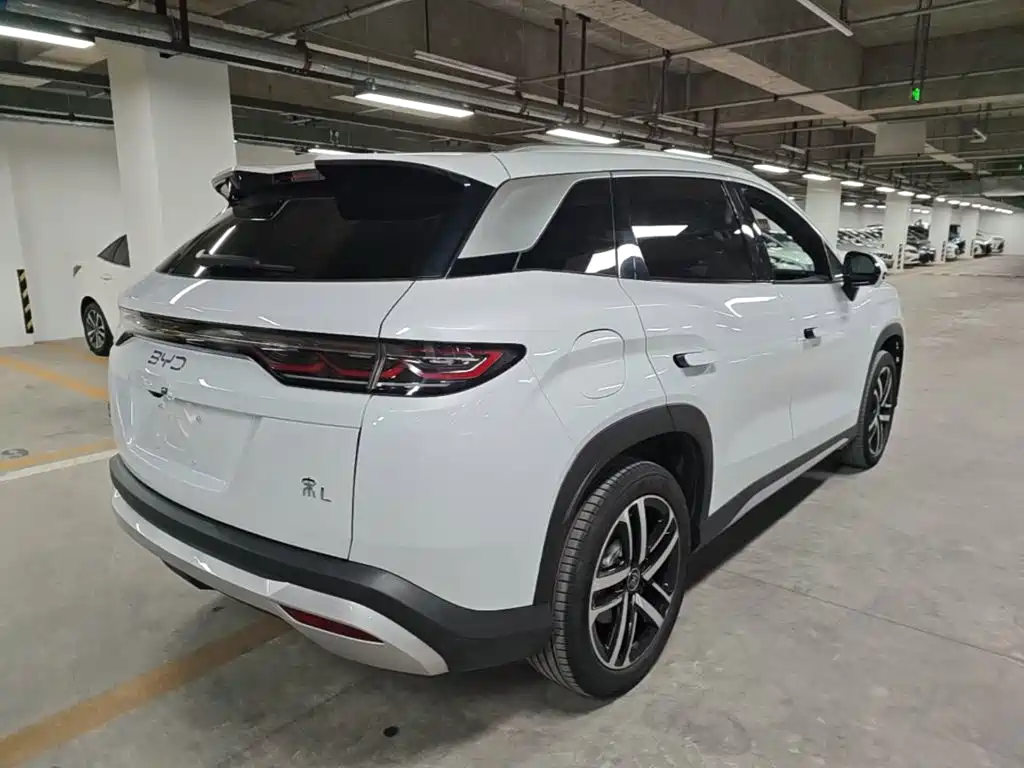 BYD Song L DM-i 2025 — фото 7