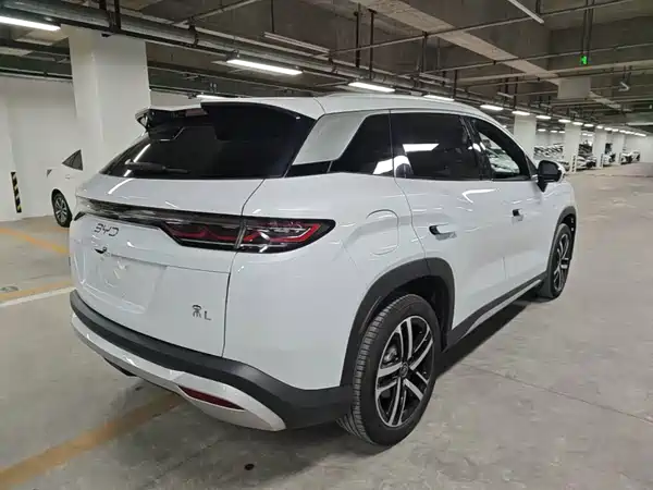 BYD Song L DM-i 2025