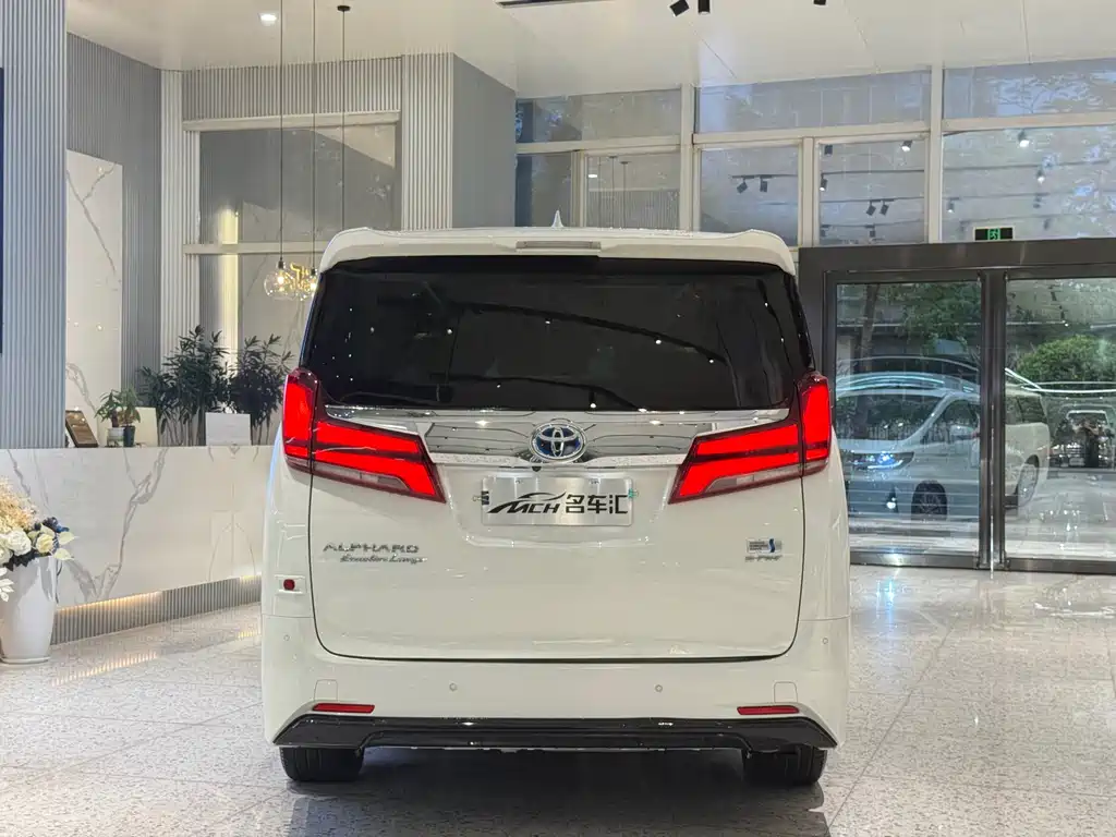 Toyota Alphard 2021 — фото 4