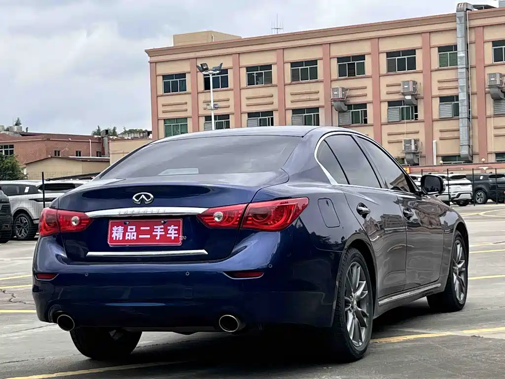 Infiniti Q50L 2017 — фото 4