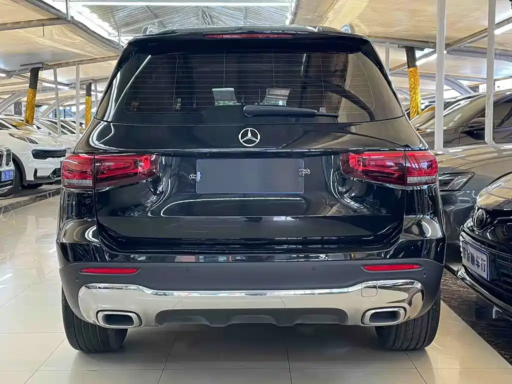 Mercedes-Benz GLB 2023 — фото 12