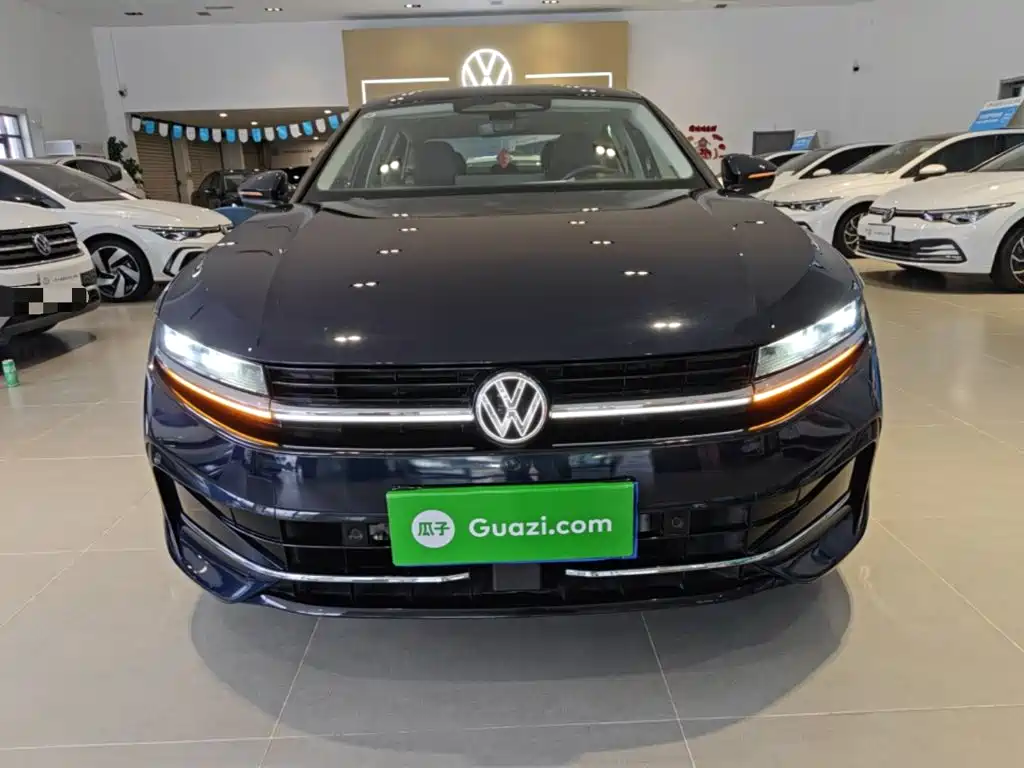 Volkswagen Magotan 2024