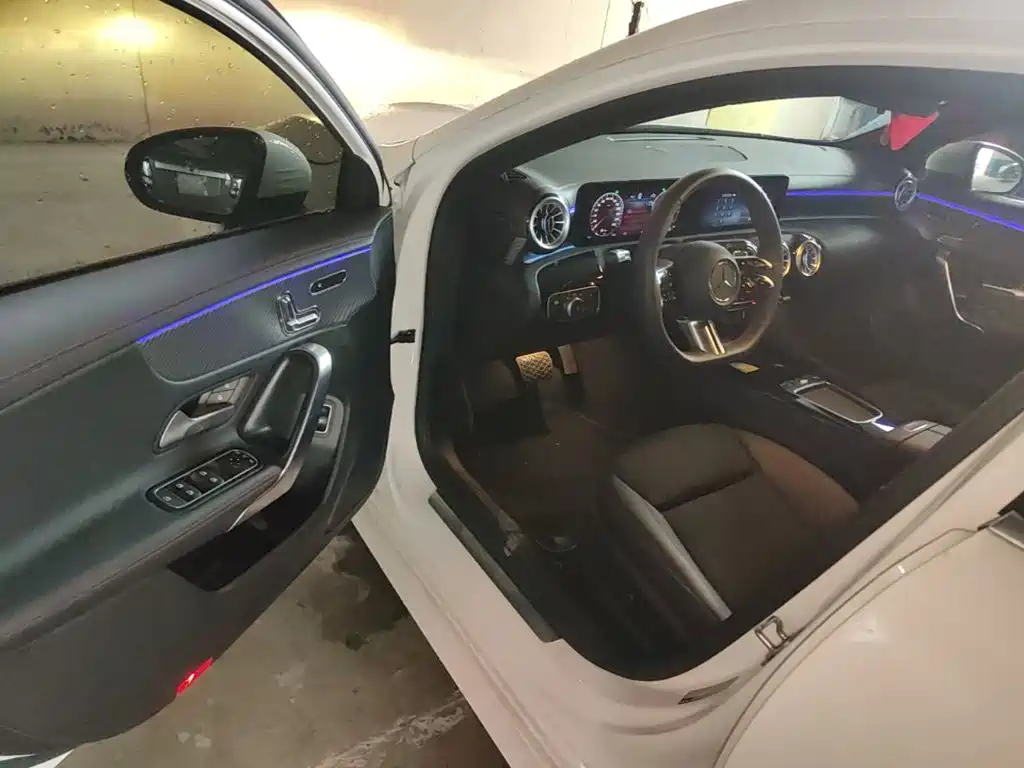 Mercedes-Benz A-Class 2025 — фото 16