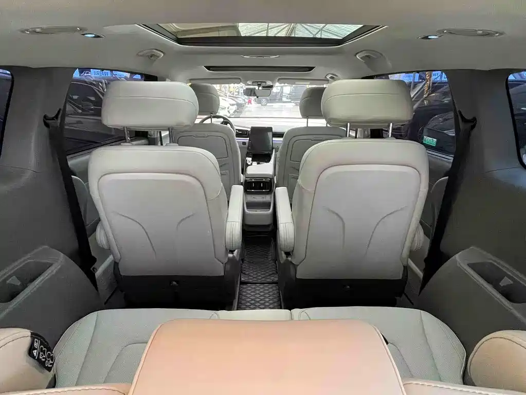 Hyundai Custo 2023 — фото 11
