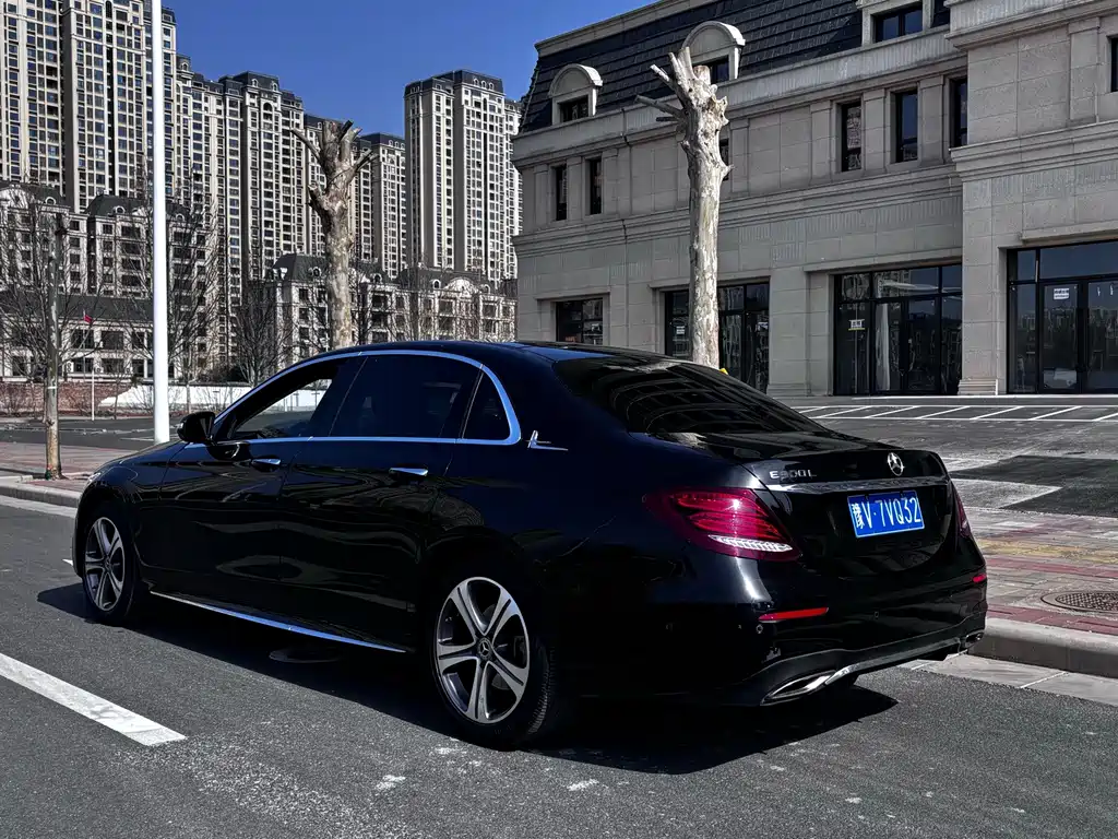 Mercedes-Benz E-Class 2020 — фото 4