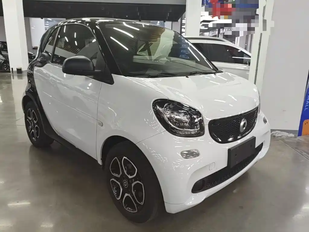 smart fortwo 2019 — фото 4