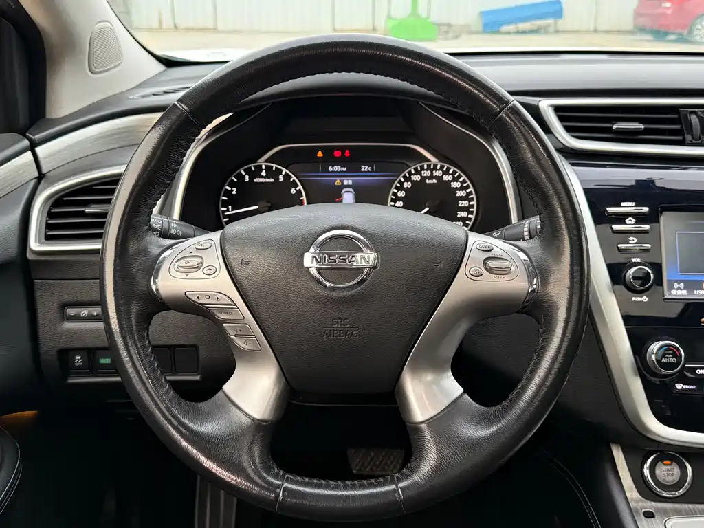 Nissan Murano 2018 — фото 10
