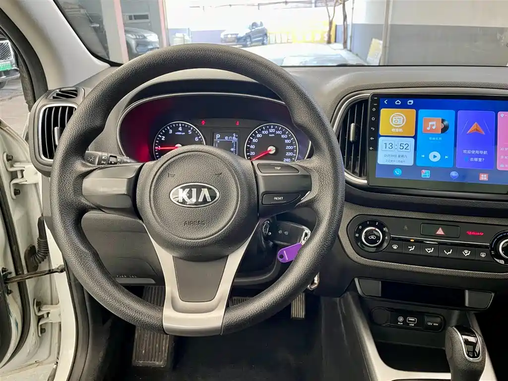 Kia KX3 2017 — фото 12
