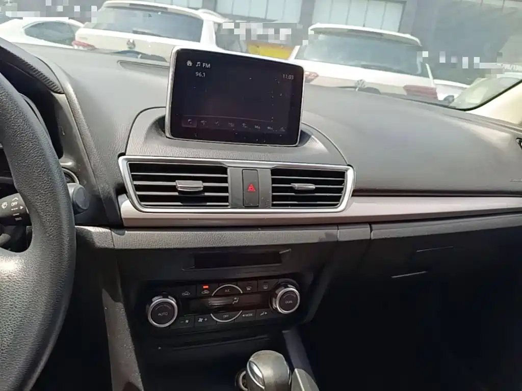 Mazda 3 Angkesela 2015 — фото 13
