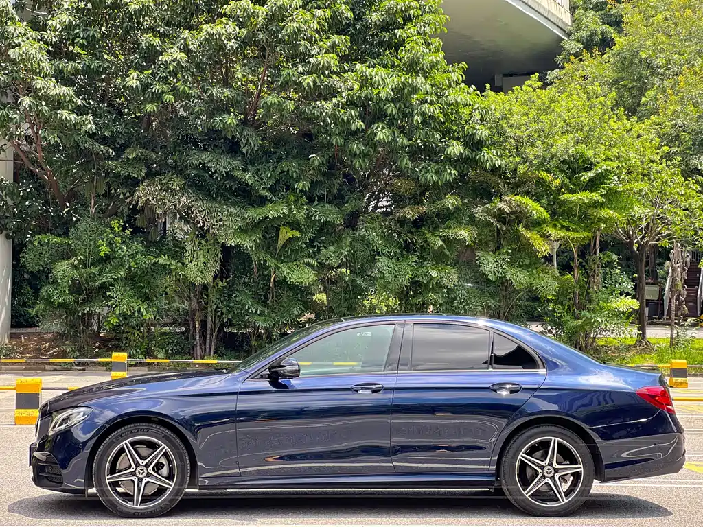 Mercedes-Benz E-Class 2020