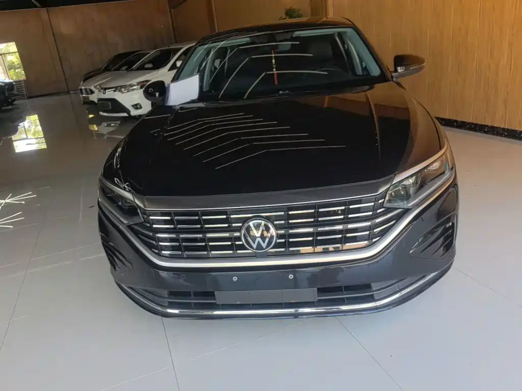 Volkswagen Passat 2022