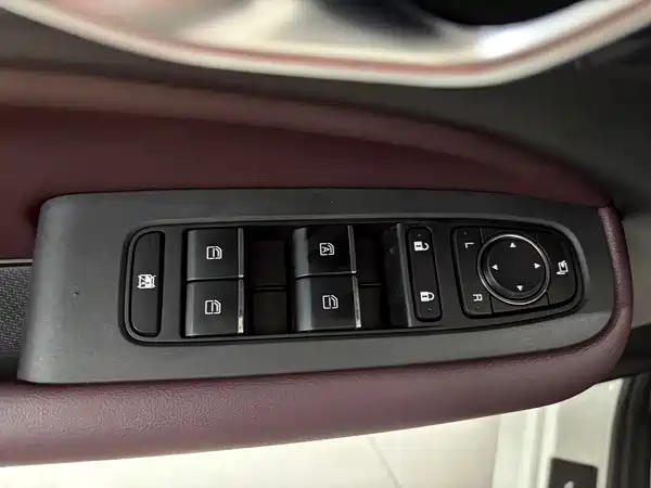 GAC Trumpchi M6 2022