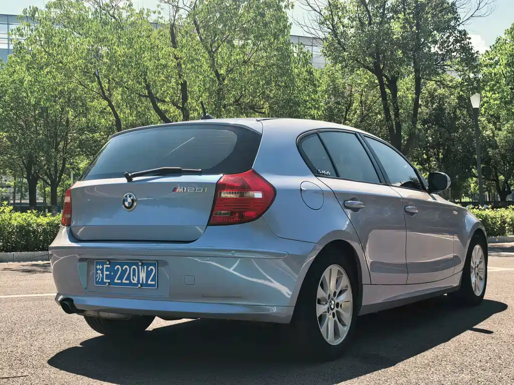 BMW 1 Series 2011