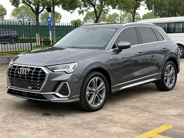 Audi Q3 2022