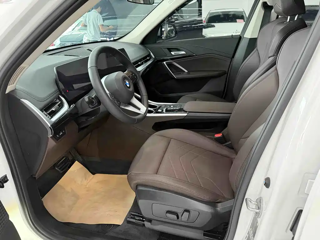 BMW X1 2023 — фото 4