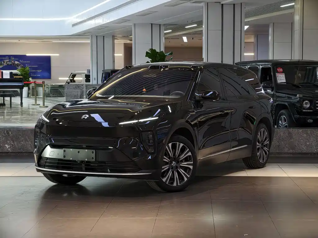 NIO ES8 2024
