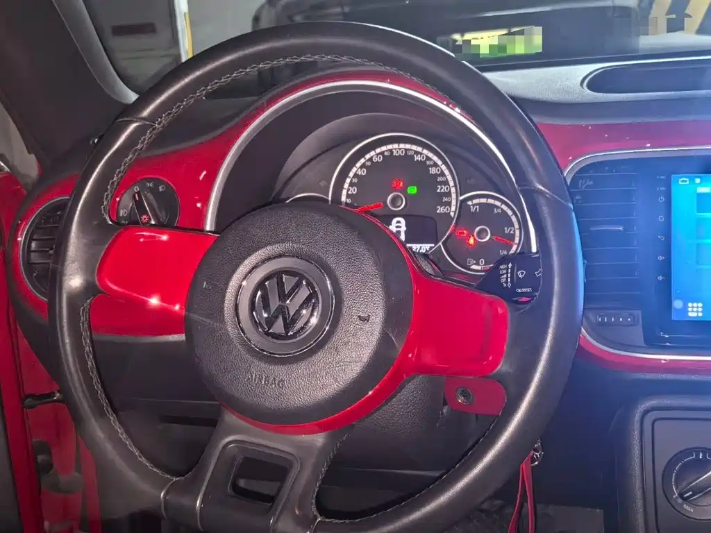 Volkswagen Beetle 2014