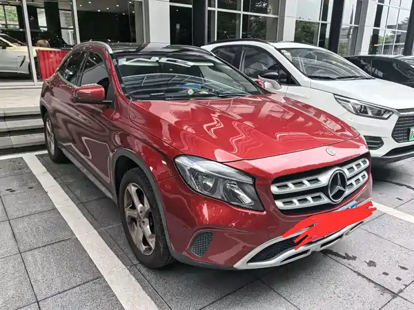 Mercedes-Benz GLA 2019