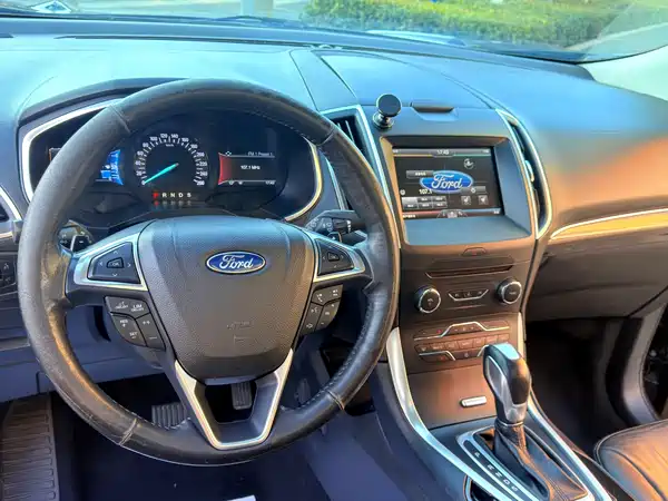 Ford Edge 2015