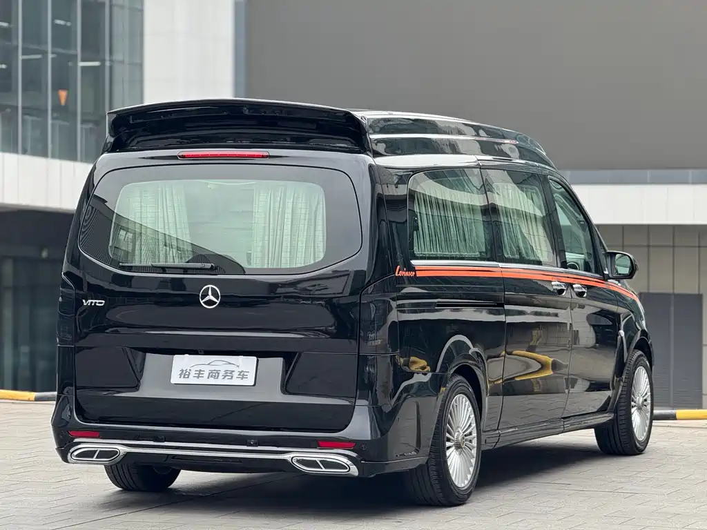Mercedes-Benz Vito 2022 — фото 15