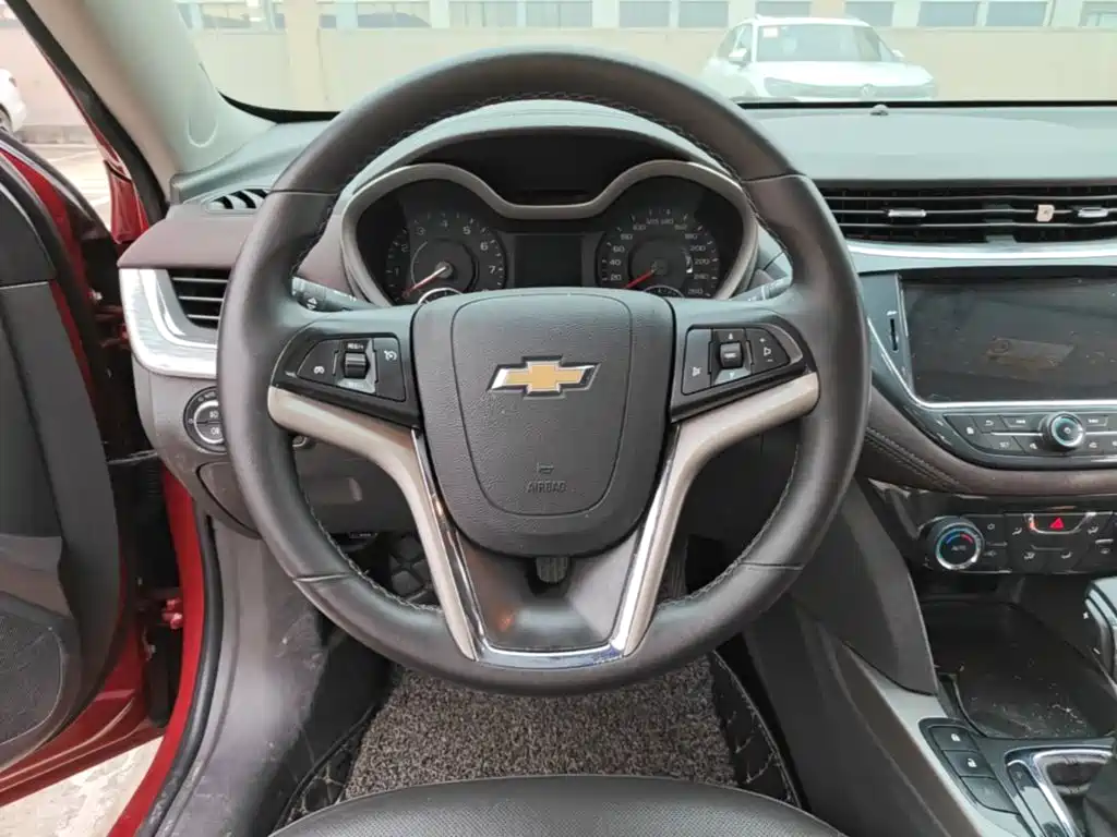 Chevrolet Malibu 2016 — фото 11