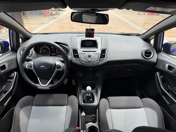 Ford Fiesta 2014