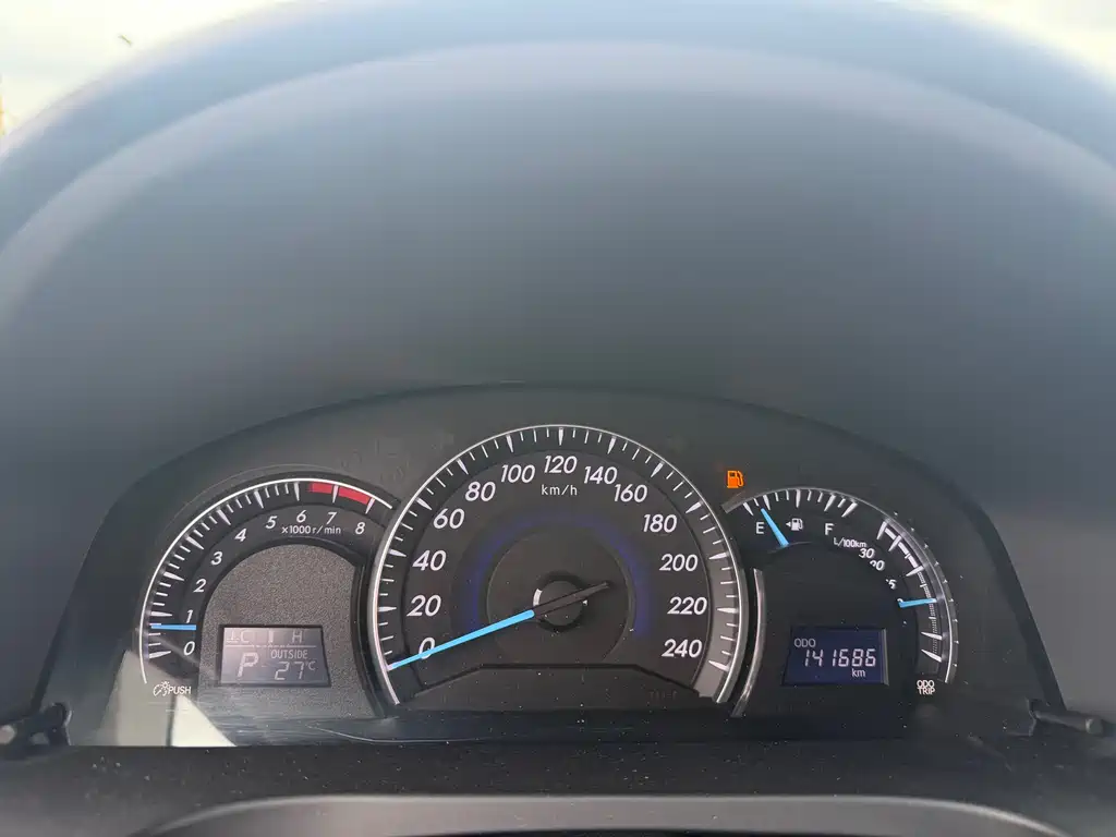 Toyota Camry 2016 — фото 10