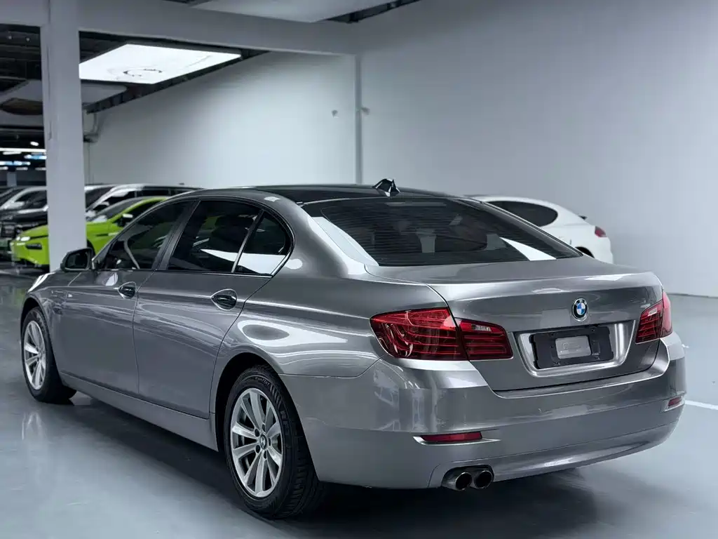 BMW 5 Series 2013 — фото 9