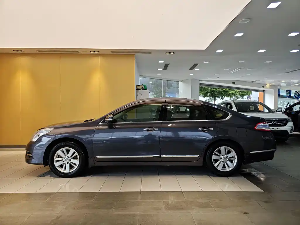 Nissan Teana 2012