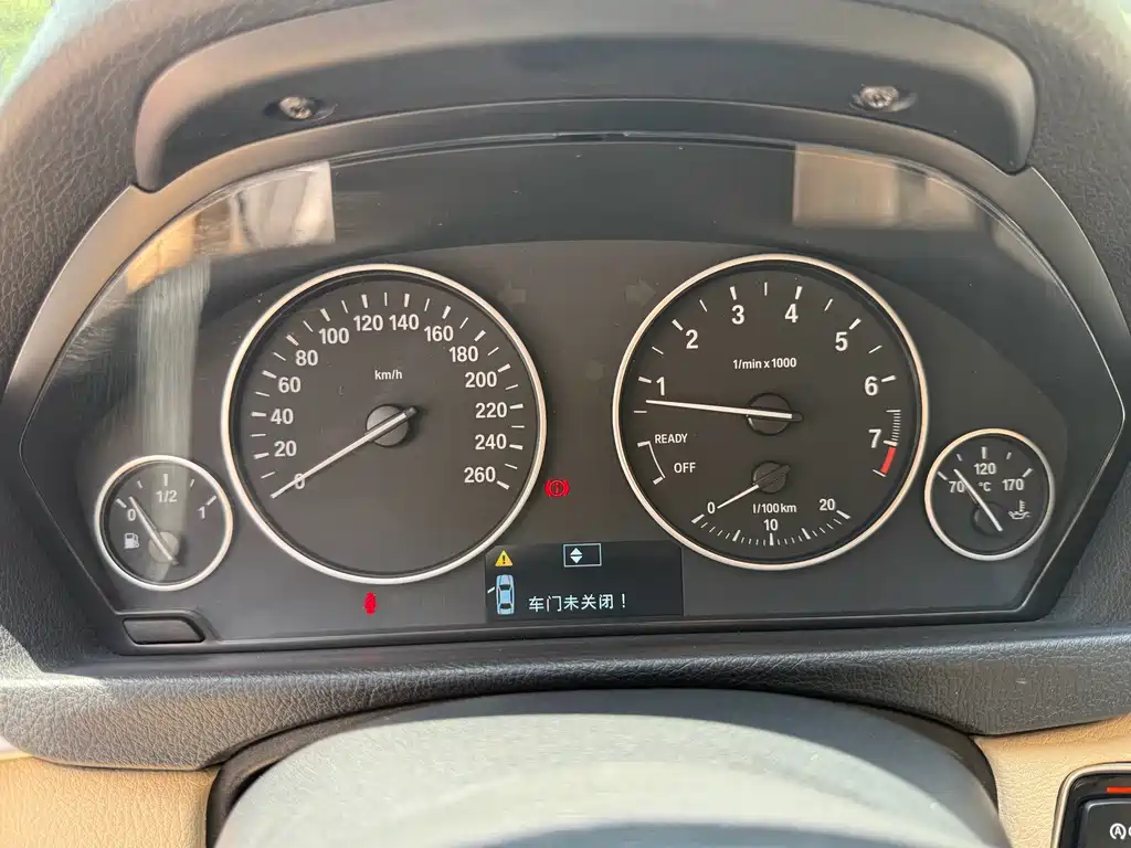 BMW 3 Series 2013 — фото 11