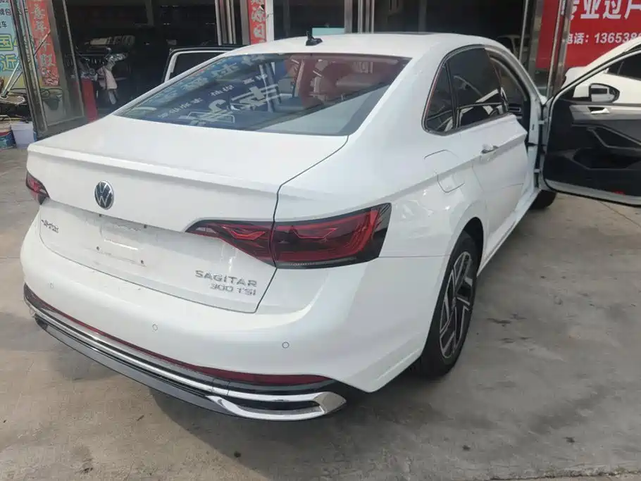 Volkswagen Sagitar 2023