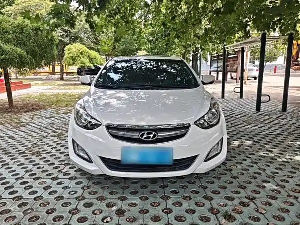 Hyundai Elantra Langdong 2016