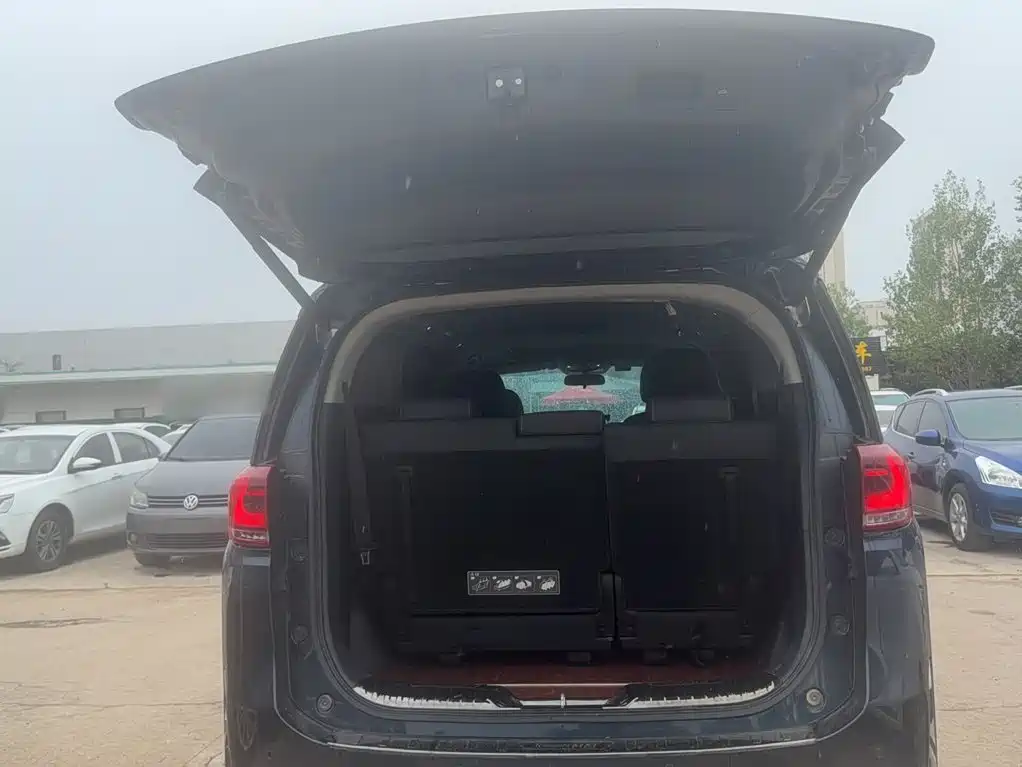 GAC Trumpchi M8 2022 — фото 15