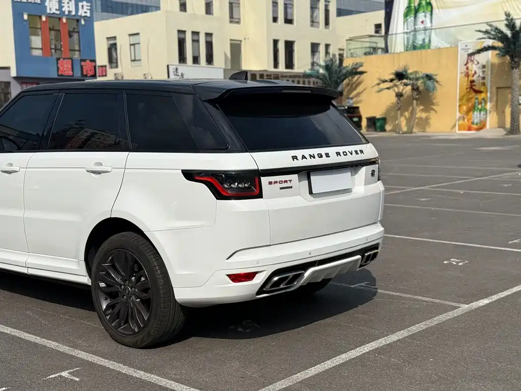 Land Rover Range Rover Sport 2017 — фото 15