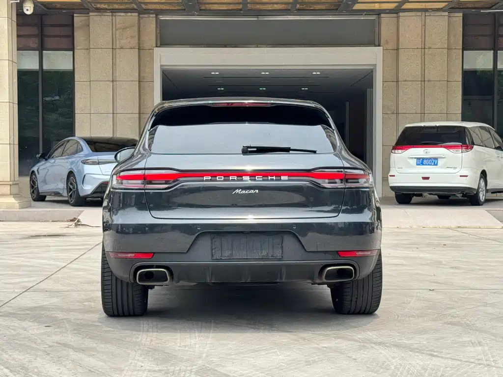 Porsche Macan 2020 — фото 9