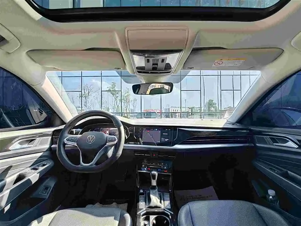 Volkswagen Passat 2025