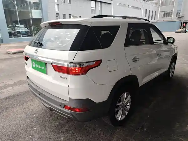Dongfeng Scenery S560 2018