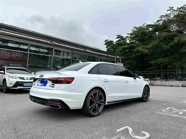 Audi A4L 2024