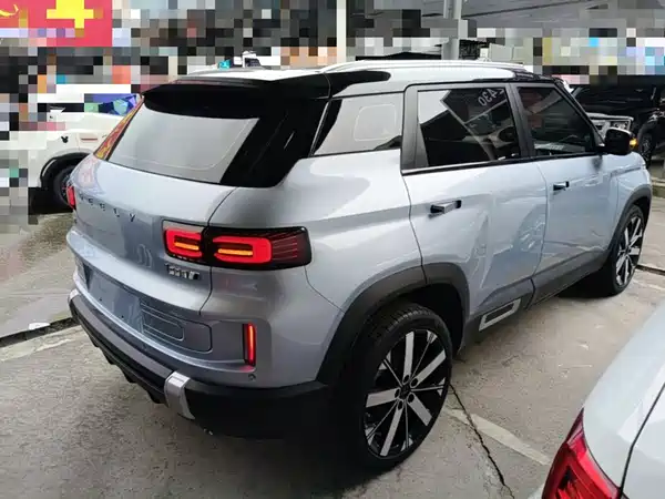 Geely ICON 2022