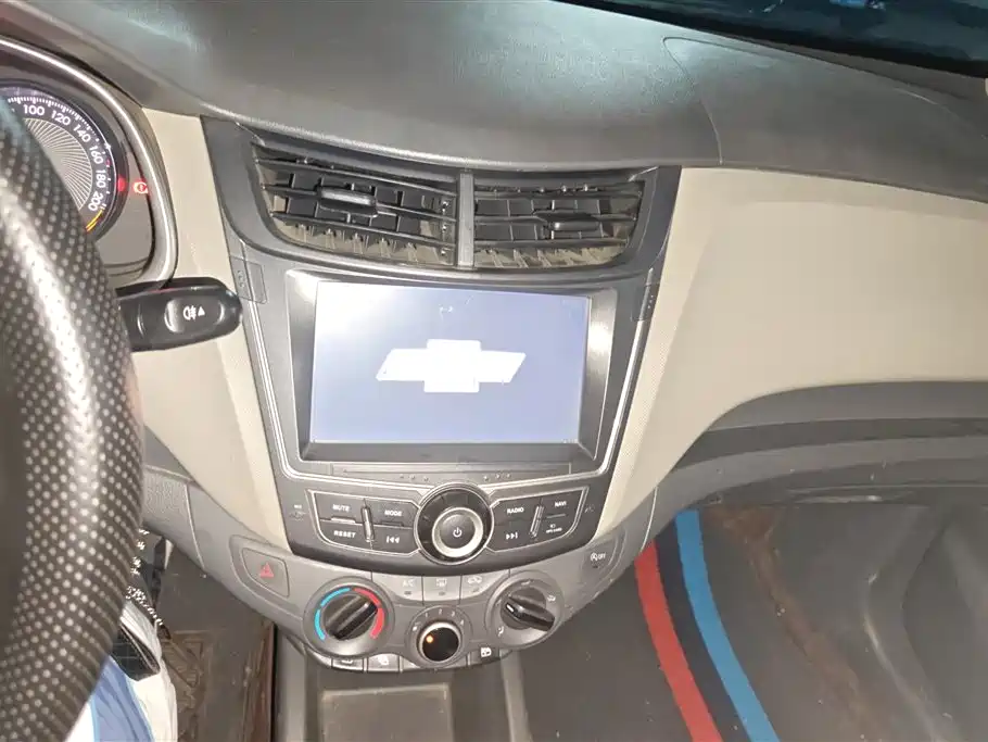 Chevrolet Sail 2015 — фото 13