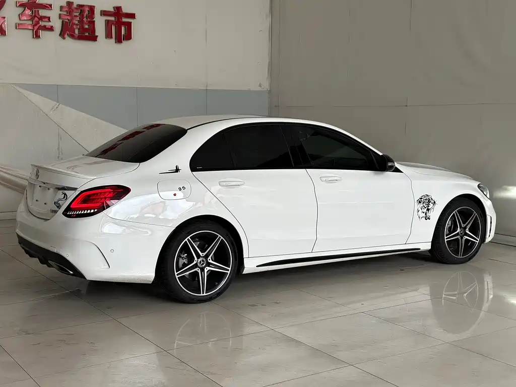 Mercedes-Benz C-Class 2020 — фото 16