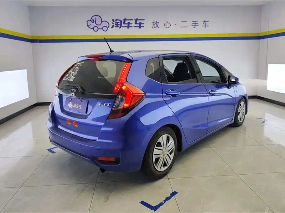Honda Fit 2019 — фото 3