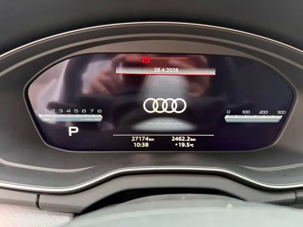 Audi Q5L Sportback 2024 — фото 4
