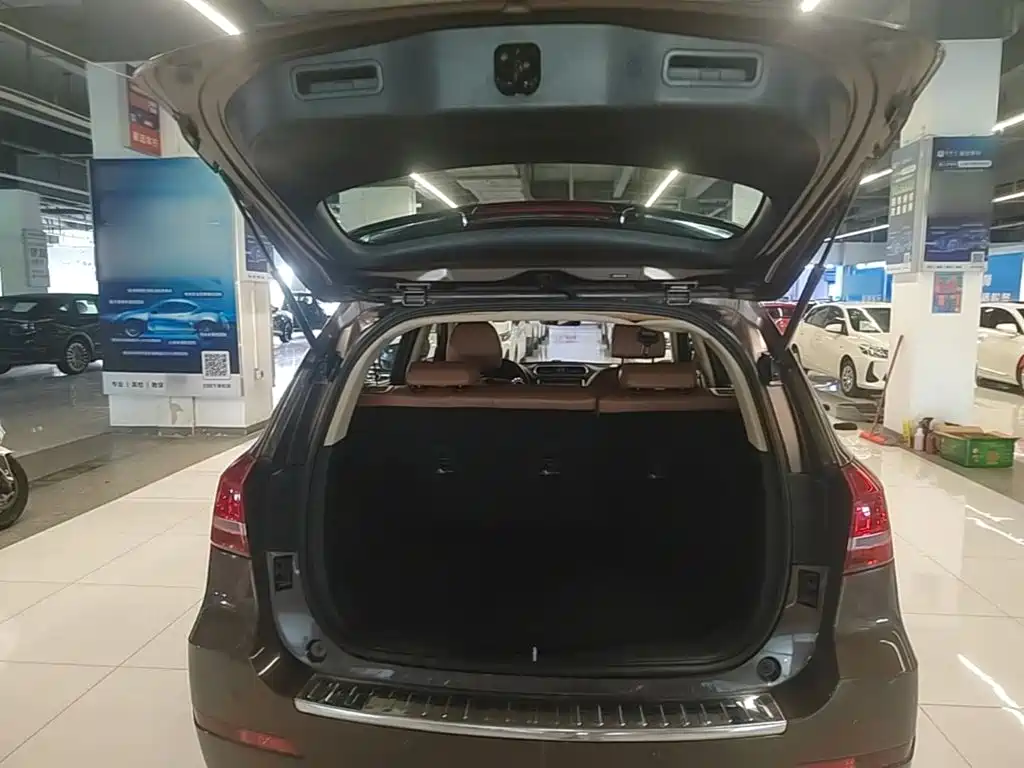 Haval H2 2015 — фото 19