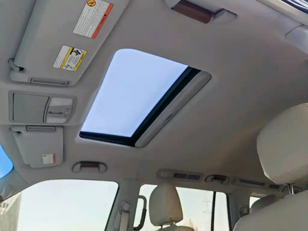 Nissan Patrol 2014 — фото 13