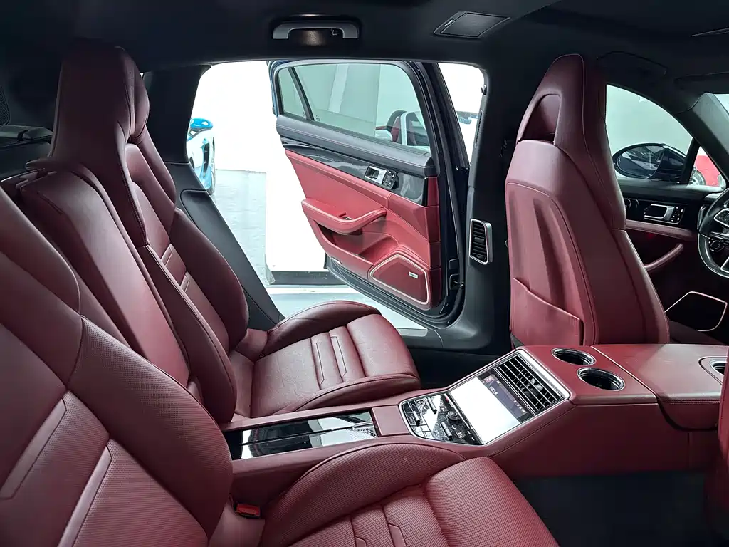 Porsche Panamera 2019 — фото 16