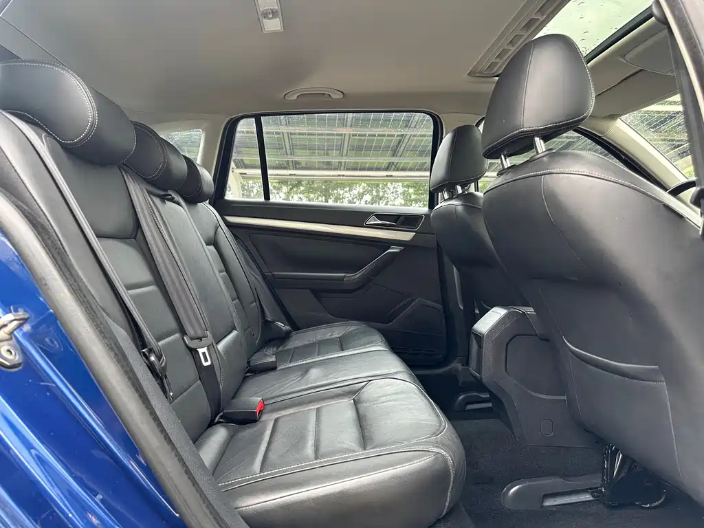 Volkswagen Gran Lavida 2015 — фото 13