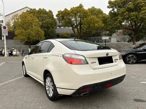 MG MG6 2013