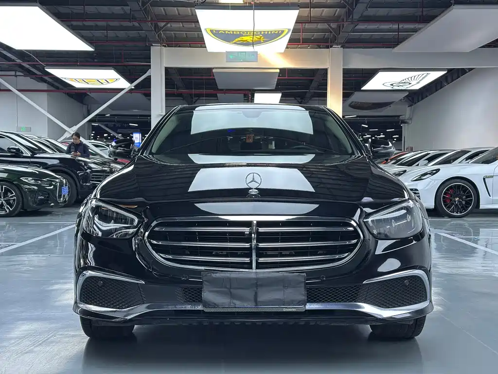 Mercedes-Benz E-Class 2021