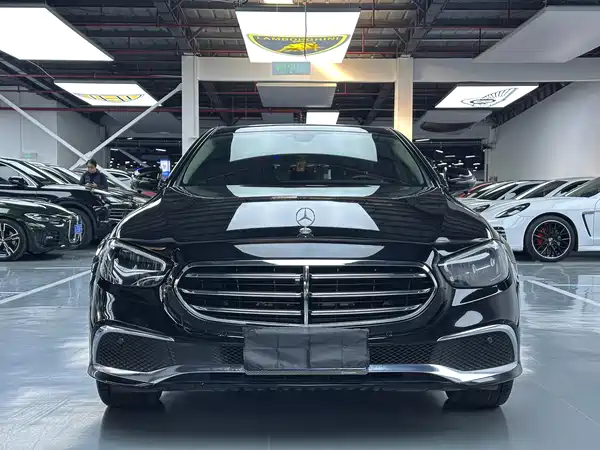 Mercedes-Benz E-Class 2021